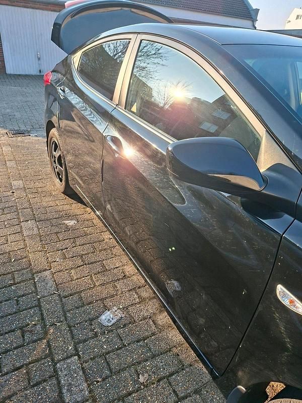 Gebraucht Hyundai Elantra 2011 Schwarz Limousine