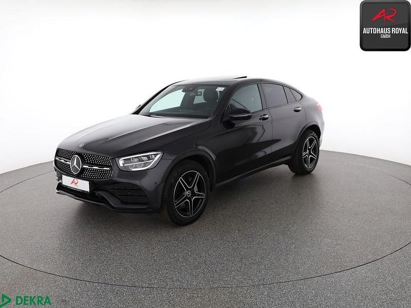 Grau (metallic) Gebraucht 2022 Mercedes GLC220 AMG Coupé | 46.880 € (Fairer Preis) - Bild 1/4
