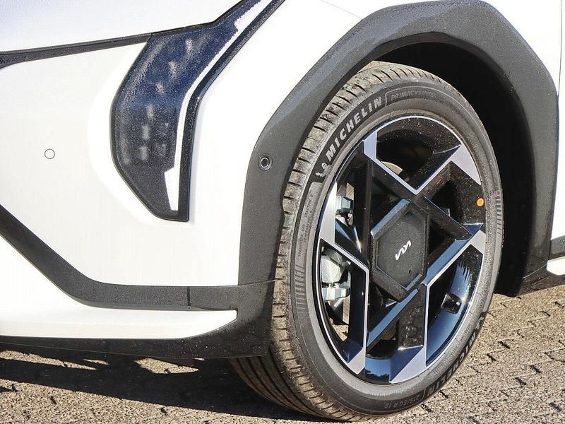 Gebraucht Kia EV4 Comfort 150 kW (204 PS) 2025 Deluxeweiß metallic Kleinwagen