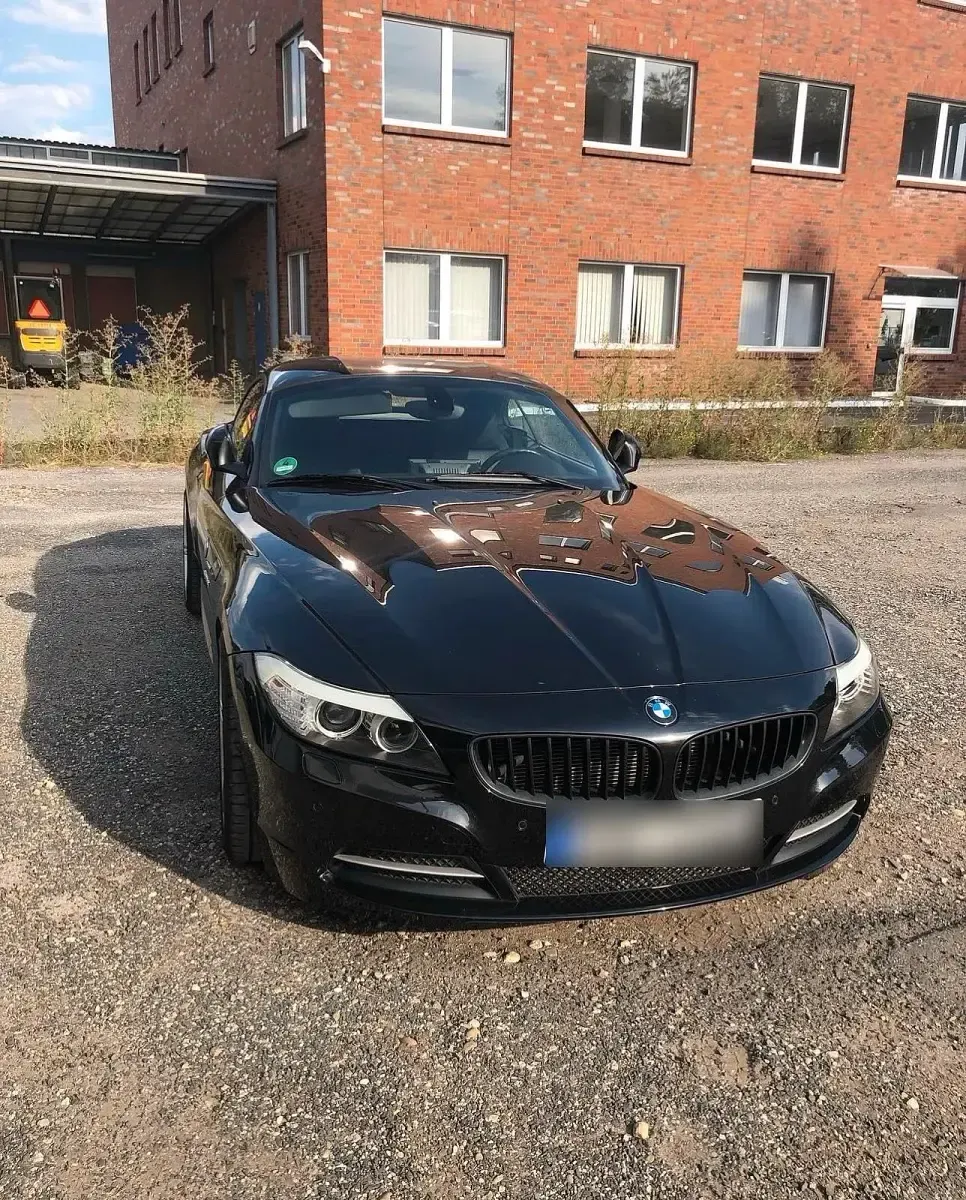 Gebraucht BMW Z4 204 PS (150 kW) 2010 Schwarz Cabrio
