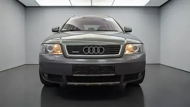 Gebraucht Audi A6 Allroad Design 209 PS (153 kW) 2002 Grün Kombi