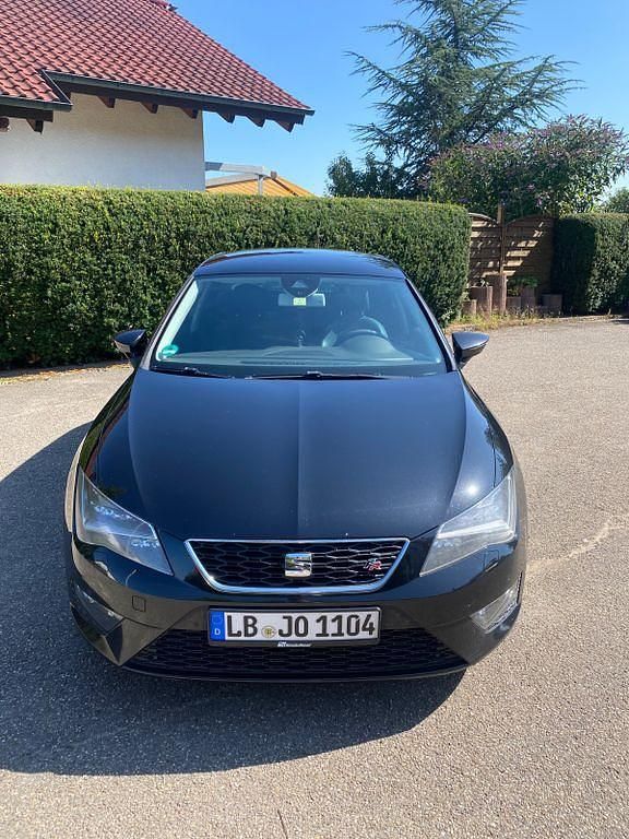 Schwarz Gebraucht 2013 Seat Leon FR Limousine | 7.700 € (Guter Preis) - Bild 1/4