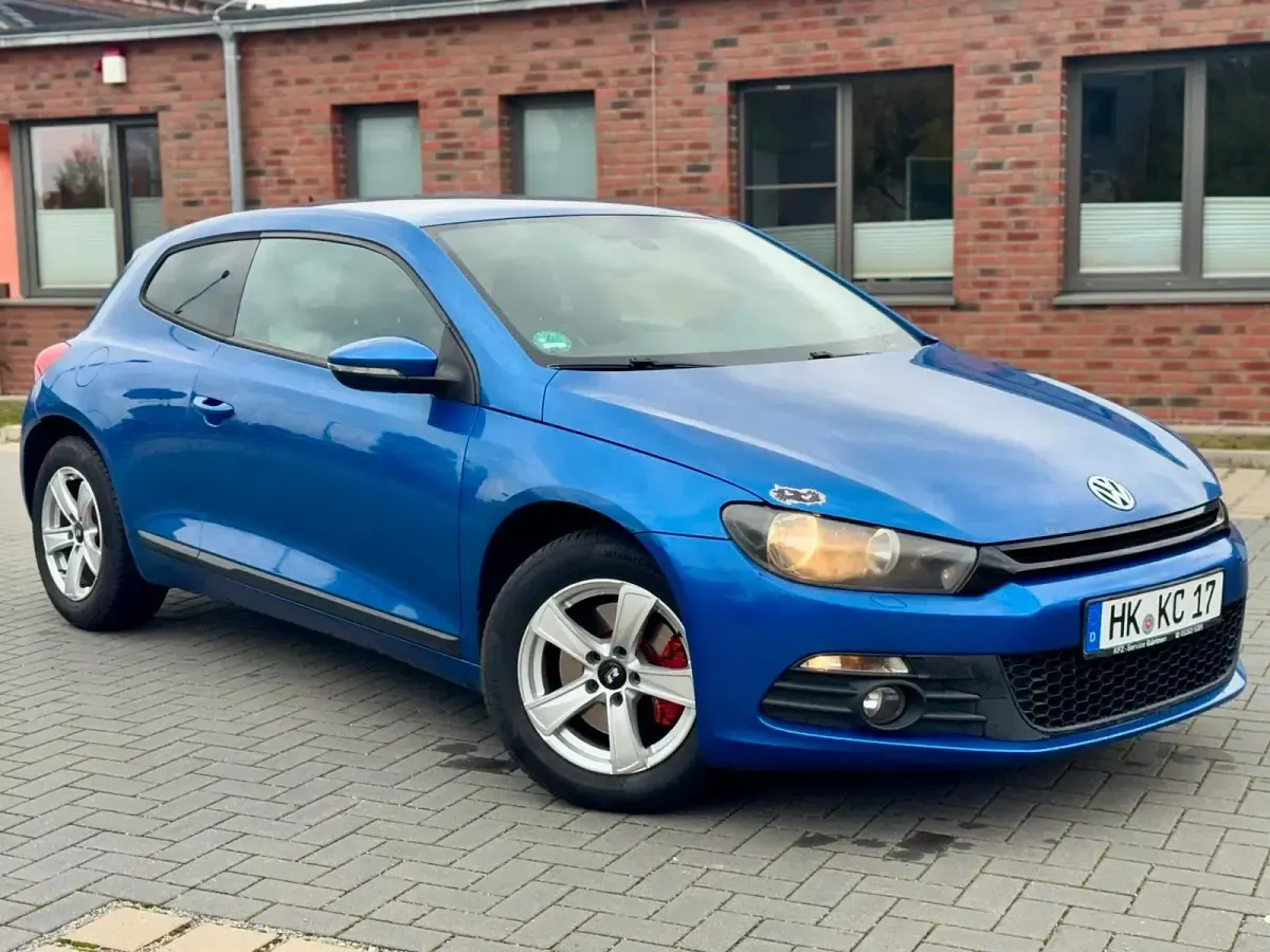 Gebraucht VW Scirocco 160 PS (117 kW) 2009 Blau Coupé