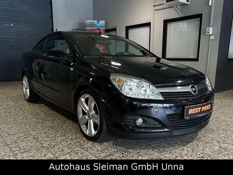 Gebraucht Opel Astra Cabriolet 140 PS (102 kW) 2009 Schwarz Cabrio