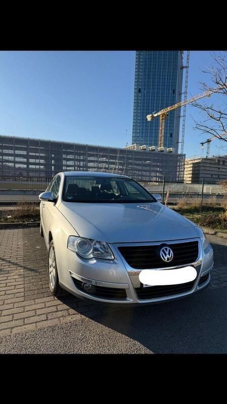 Silber Gebraucht 2010 VW Passat Comfortline Limousine | 4.900 € (Fairer Preis) - Bild 1/4