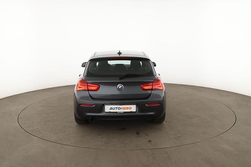 Gebraucht BMW 118 Advantage 136 PS (100 kW) 2018 Grau Kleinwagen