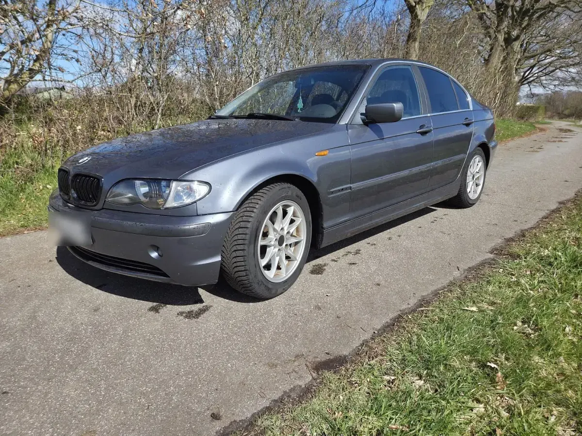 Gebraucht BMW 320 170 PS (125 kW) 2001 Grau Limousine