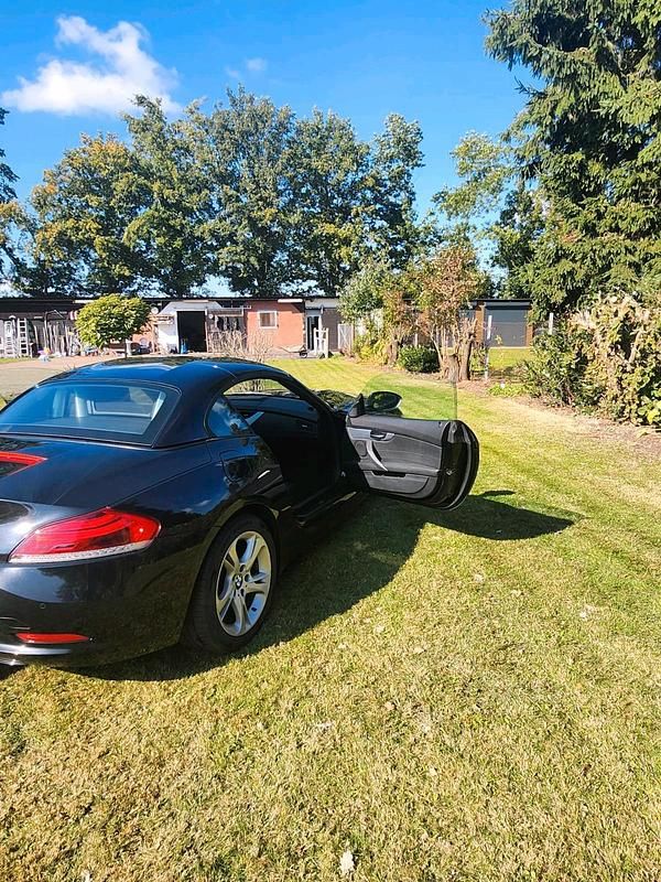 Gebraucht BMW Z4 205 PS (150 kW) 2012 Schwarz Cabrio