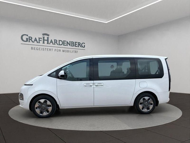 Neu Hyundai Staria Trend 225 PS (165 kW) 2025 Creamy white / sol Van / Kleinbus