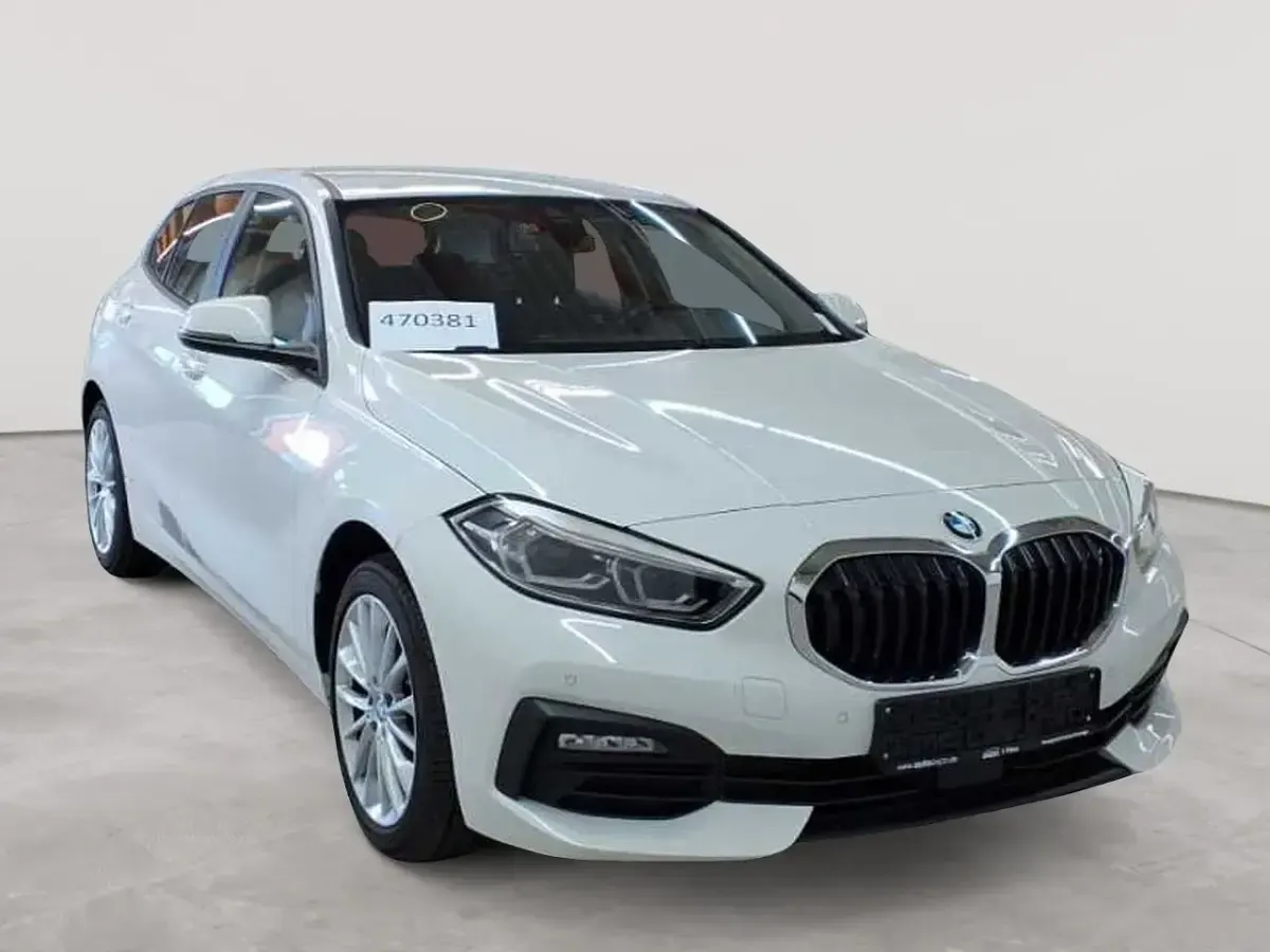 Gebraucht BMW 120 Advantage 190 PS (139 kW) 2022 Limousine