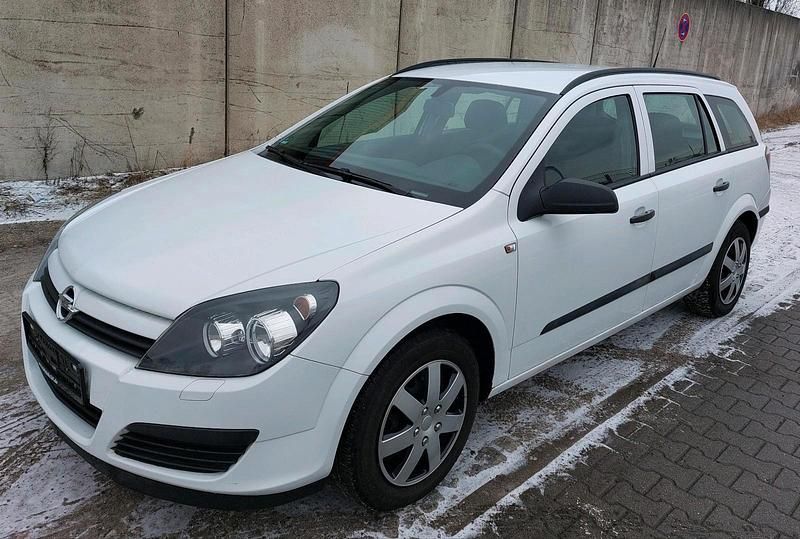 Gebraucht Opel Astra 105 PS (77 kW) 2006 Weiß Kombi