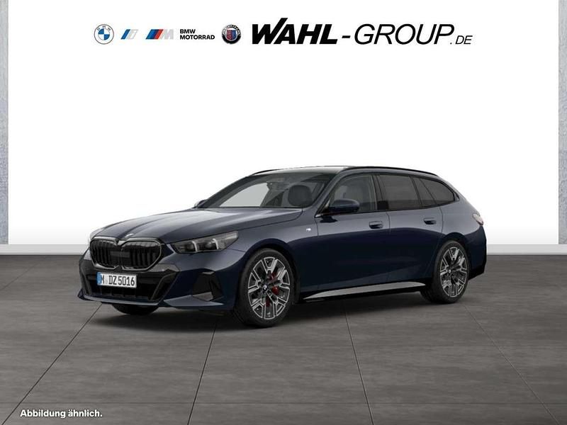 M carbonschwarz Gebraucht 2024 BMW 540 Comfort Edition Kombi | 59.890 € - Bild 1/4