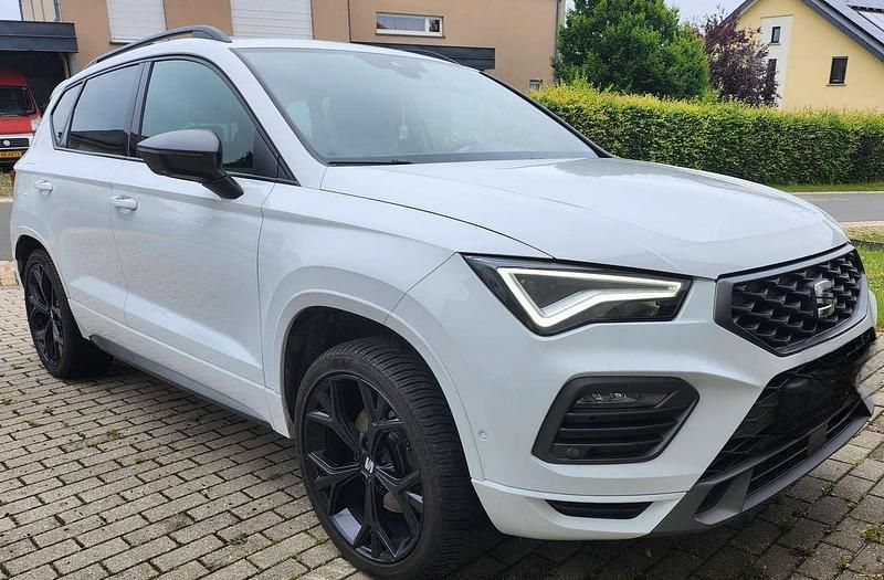 Weiß Gebraucht 2021 Seat Ateca 4Drive SUV | 27.500 € (Fairer Preis) - Bild 1/4