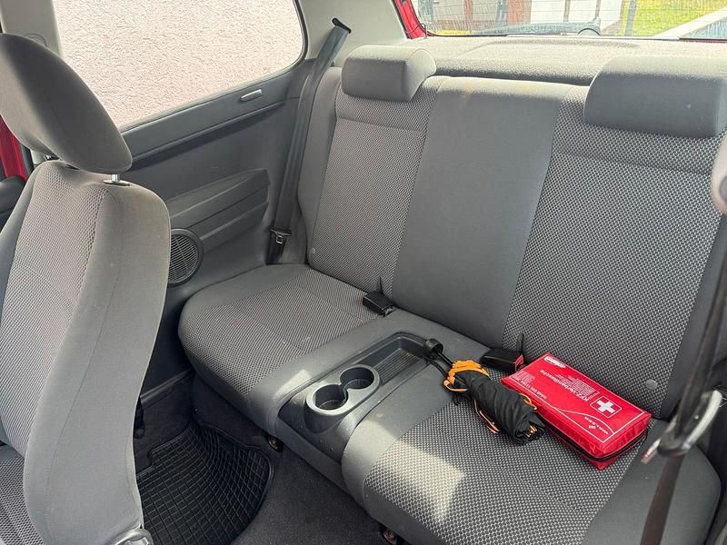 Gebraucht VW Fox 54 PS (39 kW) 2008 Rot Kleinwagen