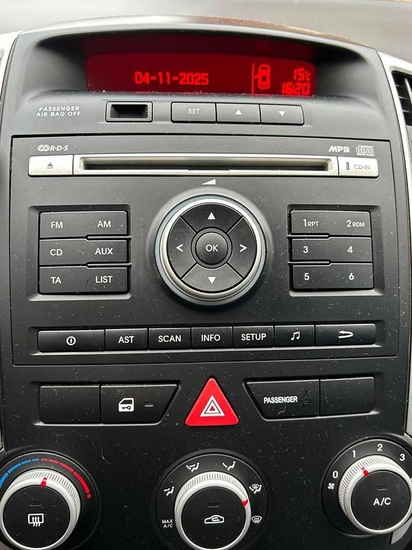 Gebraucht Kia Ceed 2010 Silber Kleinwagen