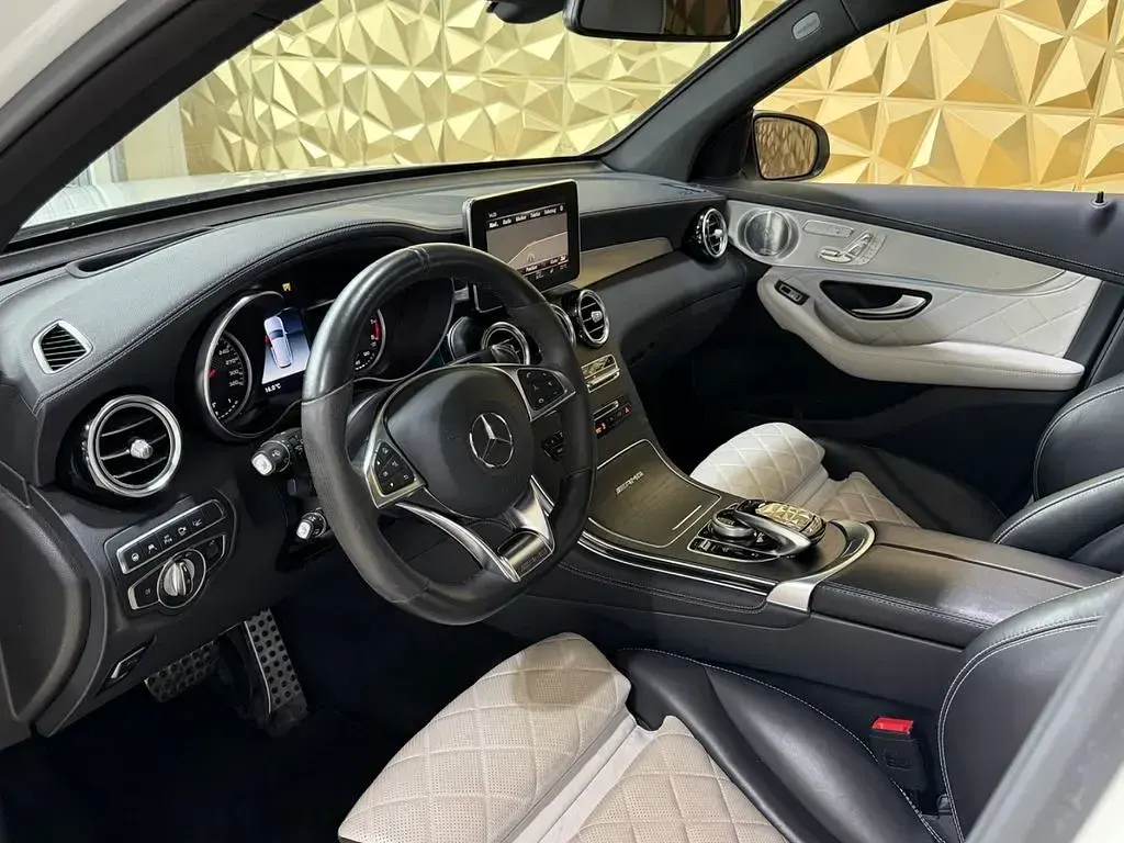 Gebraucht Mercedes GLC63 AMG AMG 510 PS (375 kW) 2019 Weiß SUV