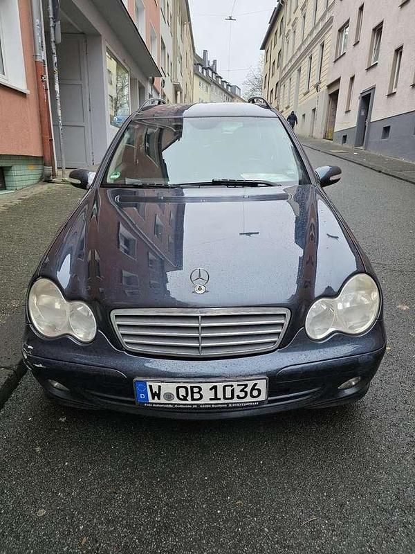 Second-hand Mercedes C200 Classic 163 CP (119 kW) 2004 Break