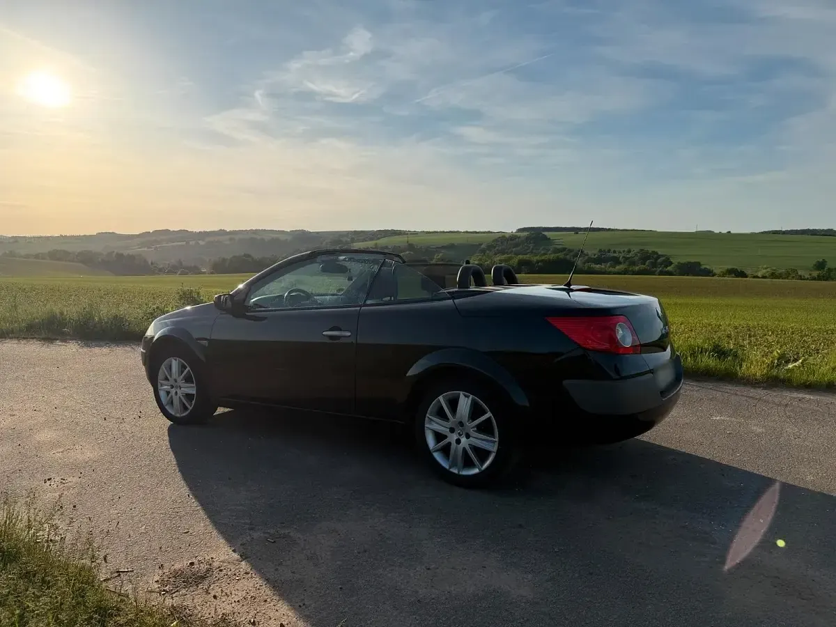 Gebraucht Renault Mégane Cabriolet 113 PS (83 kW) 2006 Schwarz Cabrio