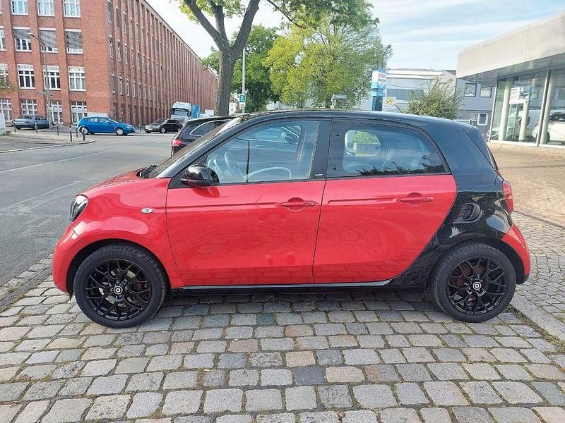 Gebraucht Smart ForFour Passion 90 PS (66 kW) 2015 Rot Kleinwagen