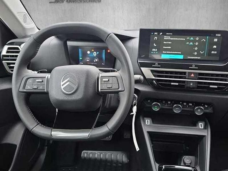 Neu Citroën C4 131 PS (96 kW) 2025 New dark blue Limousine