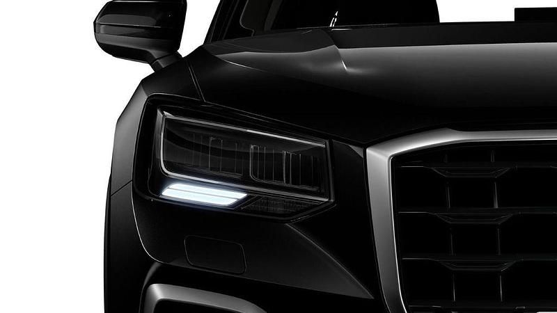 Gebraucht Audi Q2 Advanced Plus 150 PS (110 kW) 2023 Mythosschwarz metallic SUV