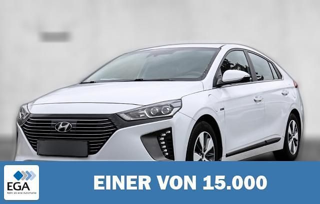 Weiß Gebraucht 2019 Hyundai Ioniq Style Limousine | 18.000 € (Fairer Preis) - Bild 1/4