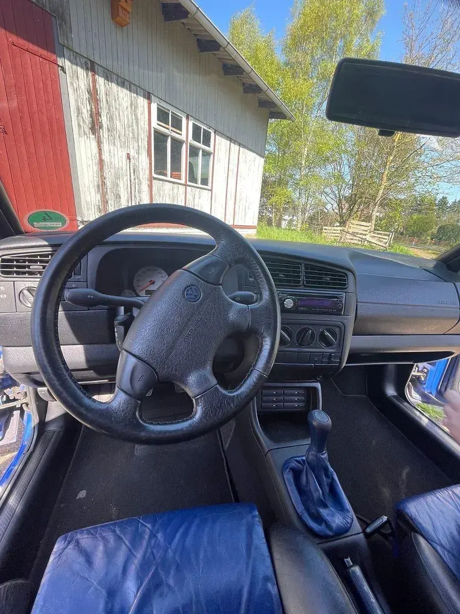 Gebraucht VW Golf Cabriolet Conceptline 90 PS (66 kW) 1995 Blau Cabrio
