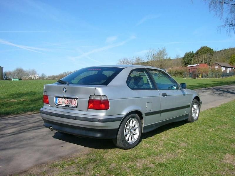 Gebraucht BMW 316 Compact 102 PS (75 kW) 1998 Titan Kleinwagen