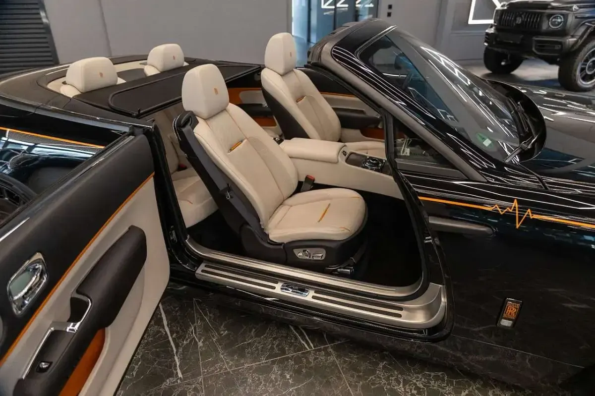 Gebraucht Rolls Royce Dawn 571 PS (419 kW) 2018 Schwarz Cabrio