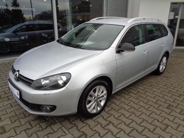Gebraucht VW Golf VII Business 140 PS (102 kW) 2012 Silber metallic Kombi