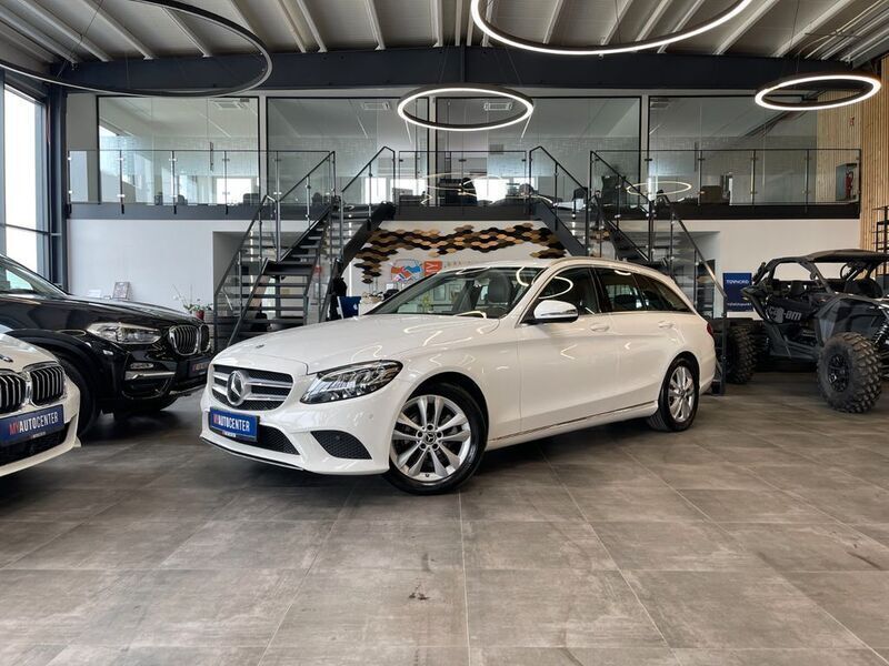 Weiß Gebraucht 2019 Mercedes C180 Kombi | 18.990 € (Superpreis) - Bild 1/4