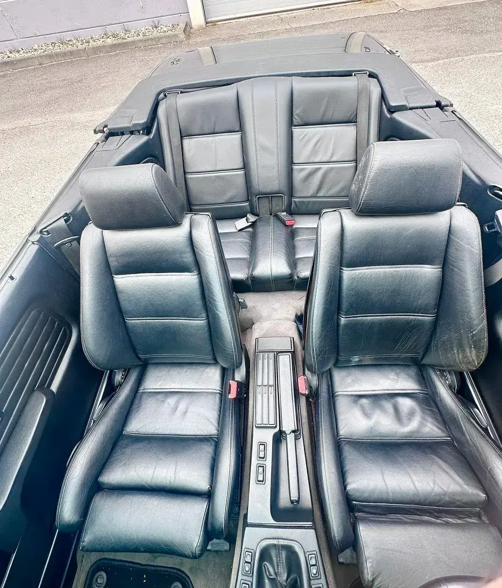 Gebraucht BMW 320 Cabriolet M Sport 129 PS (94 kW) 1989 Schwarz Cabrio