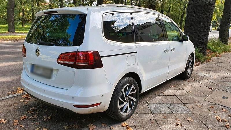 Gebraucht VW Sharan 150 PS (110 kW) 2017 Weiß Van / Kleinbus