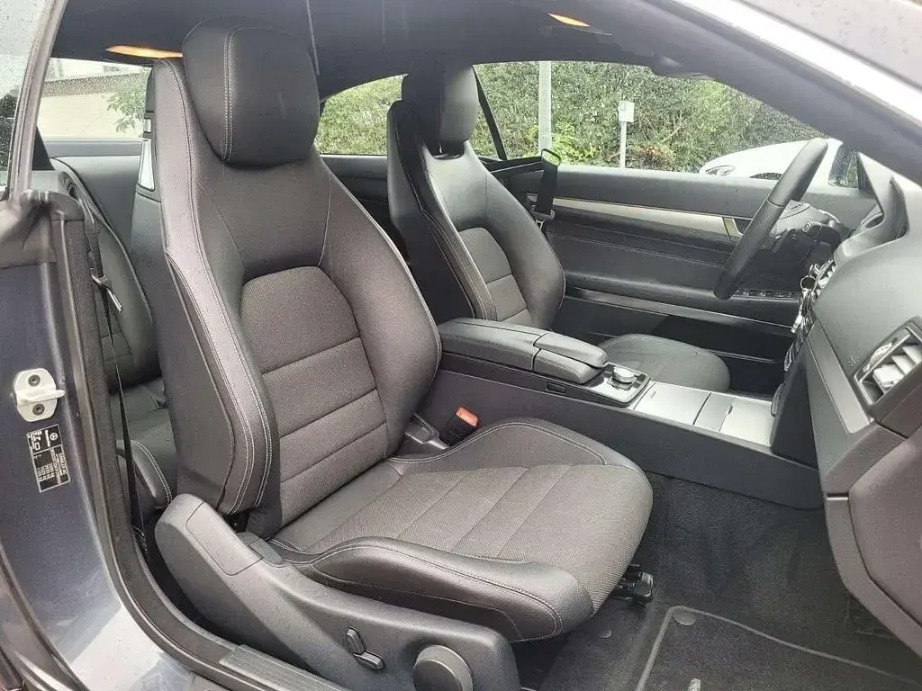 Gebraucht Mercedes E200 184 PS (135 kW) 2015 Tenoritgrau  metalliclack Coupé