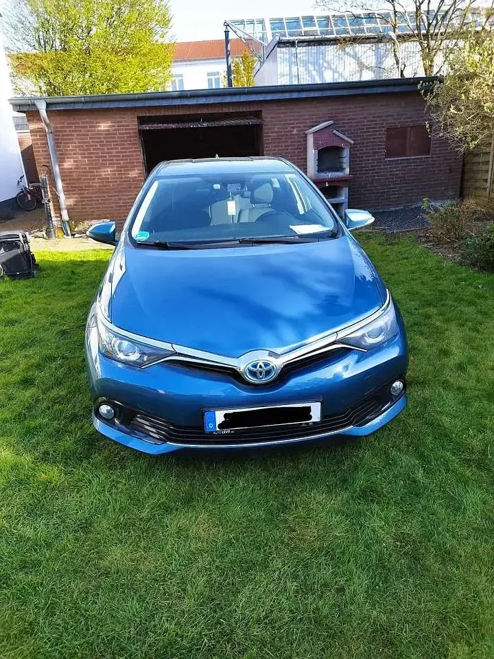 Gebraucht Toyota Auris Hybrid Edition 136 PS (100 kW) 2016 Kombi