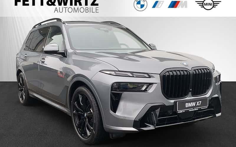 Grau Gebraucht 2025 BMW X7 Comfort Edition SUV | 100.990 € (Teuer) - Bild 1/4
