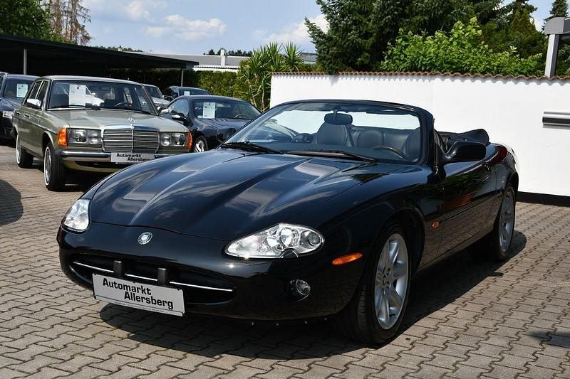 Gebraucht Jaguar XK8 284 PS (208 kW) 1999 Schwarz Cabrio