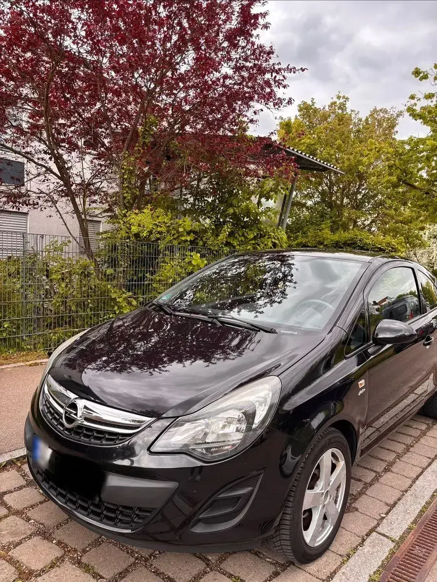Gebraucht Opel Corsa Active 87 PS (63 kW) 2014 Schwarz Kleinwagen