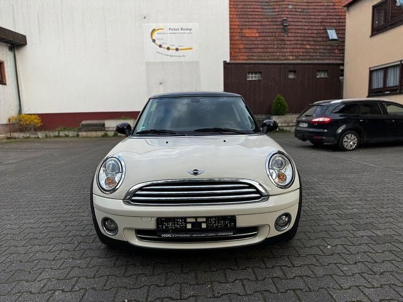 Usata Mini Cooper 120 CV (88 kW) 2009 Bianco Utilitaria