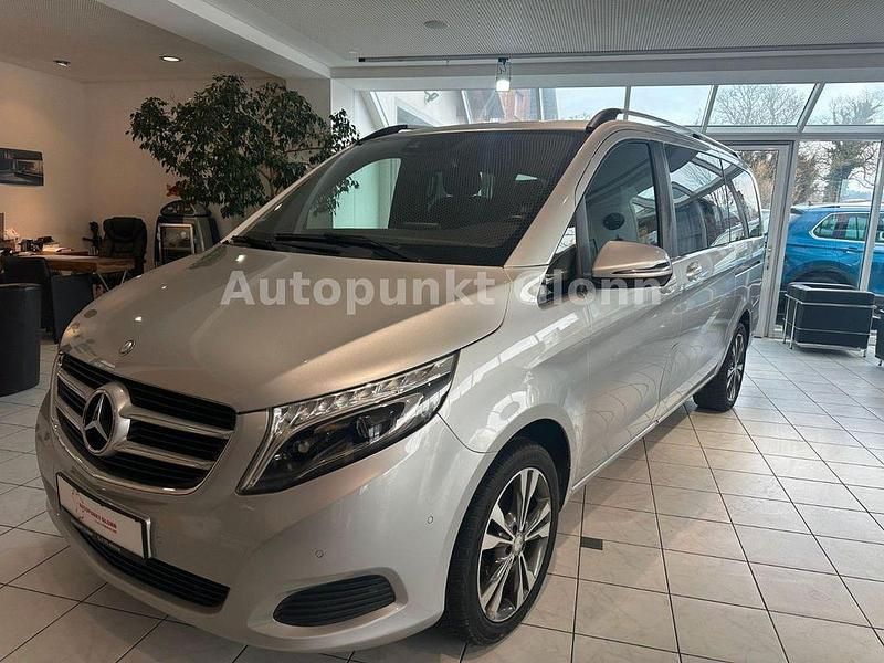 Gebraucht Mercedes V250 190 PS (139 kW) 2016 Silber Van / Kleinbus