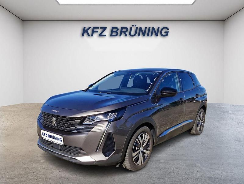 Platinum grau metallic (ev (metallic) Gebraucht 2022 Peugeot 3008 Allure SUV | 22.480 € (Guter Preis) - Bild 1/4