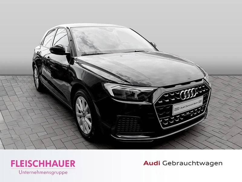 Schwarz Gebraucht 2025 Audi A1 Sportback Advanced Plus Kleinwagen | 25.490 € (Fairer Preis) - Bild 1/2