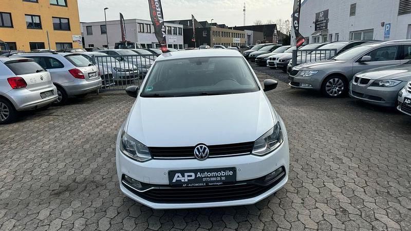 Gebraucht VW Polo 90 PS (66 kW) 2015 Weiß Kleinwagen