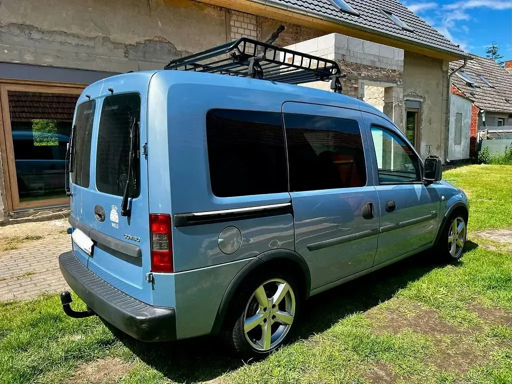 Gebraucht Opel Combo 87 PS (63 kW) 2004 Blau Van / Kleinbus