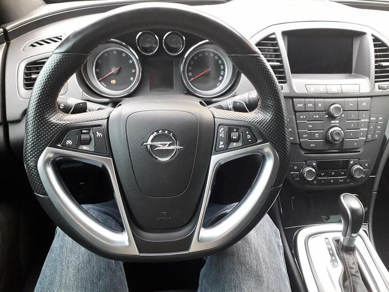 Gebraucht Opel Insignia 260 PS (191 kW) 2013 Weiß Limousine