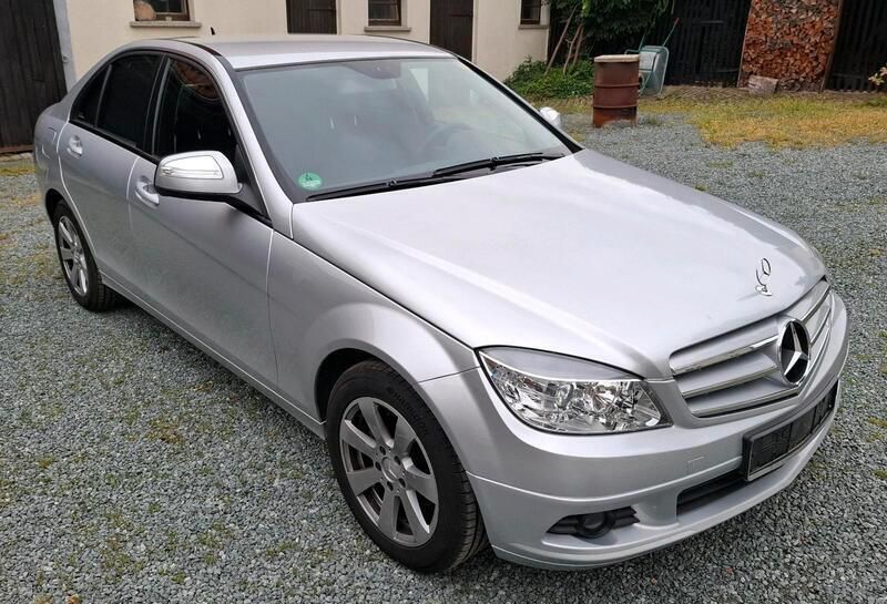 Silber Gebraucht 2008 Mercedes C180 Limousine | 9.250 € - Bild 1/4