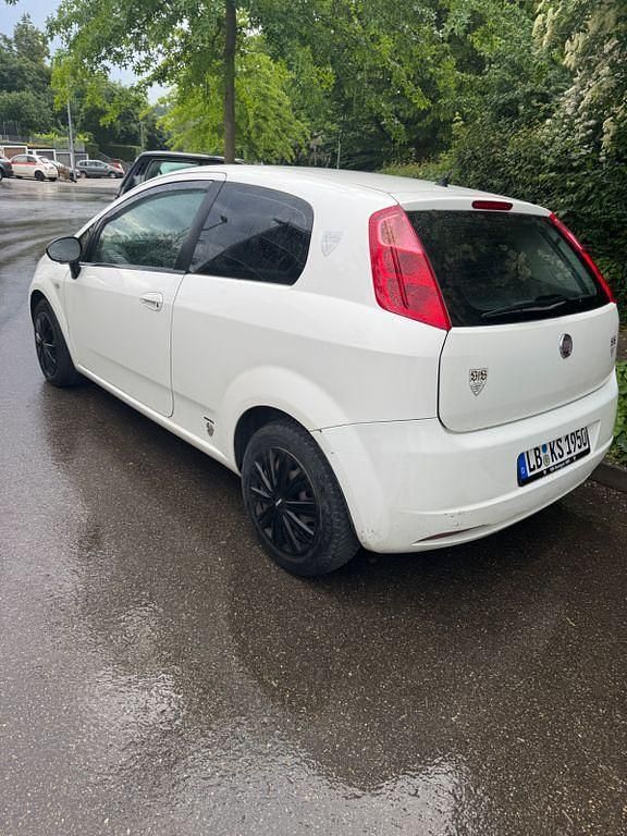 Gebraucht Fiat Punto Active 105 PS (77 kW) 2008 Kleinwagen