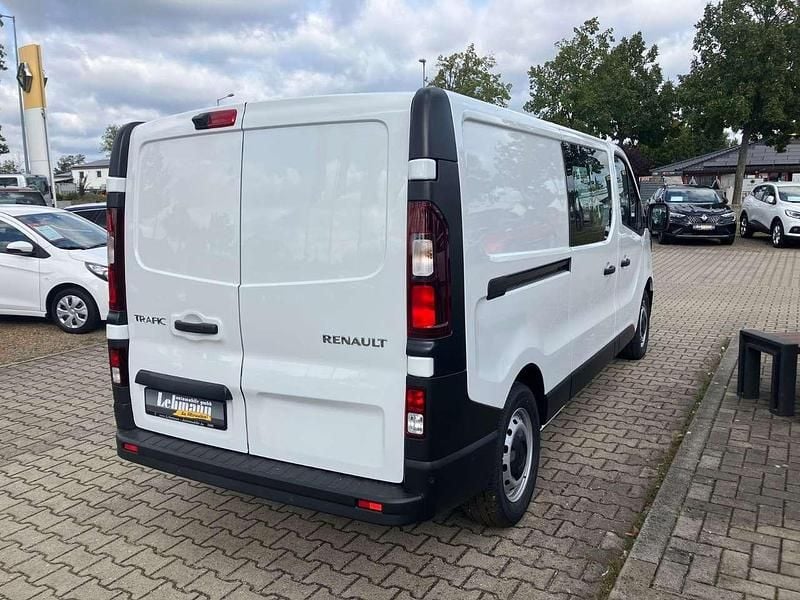 Neu Renault Trafic 150 PS (110 kW) 2025 Gletscherweiss Van / Kleinbus