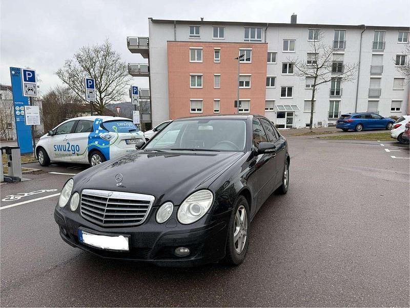 Gebraucht Mercedes E280 Classic 190 PS (139 kW) 2007 Schwarz Limousine