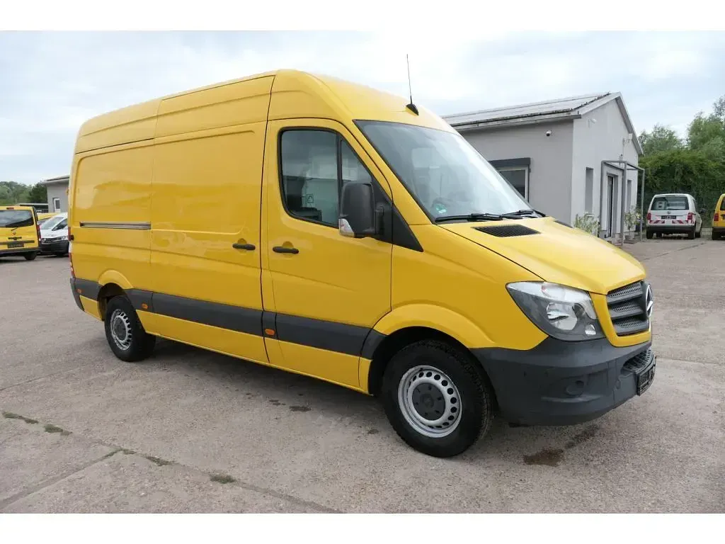 Gebraucht Mercedes Sprinter 143 PS (105 kW) 2017 Gelb Van